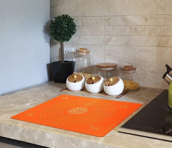 Product details of Non Slip Silicone Roti / Baking Mat With Measurements | 40cm x 50cm Heat Resistant, Non-Stick, Rolling Dough, Easy To Clean, No Fading - Image 4