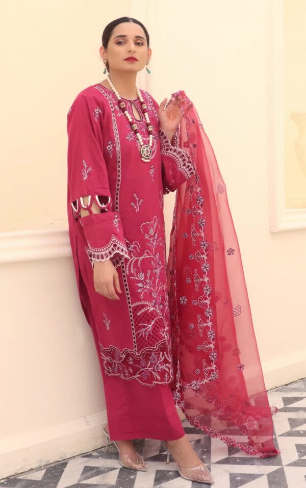 03 Piece Unstitched Lawn Embroidered Suit - Image 3